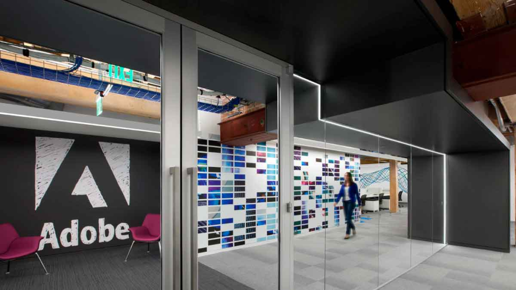 Adobe Lisans Danışmanlığı ile Kurumsal Yazılım Yönetiminde Verimlilik ve Güvenliği Bir Araya Getirin