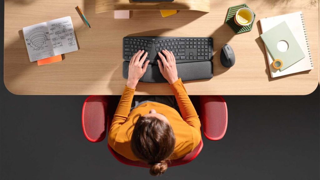 Logitech Teknolojisi ve ITSTACK Uzmanlığı ile Daha Verimli Toplantılar, Daha Konforlu Çalışma Alanları Oluşturun